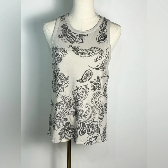 Chaser NWOT Paisley Print Tan Muscle Tee Size Small - Picture 1 of 8